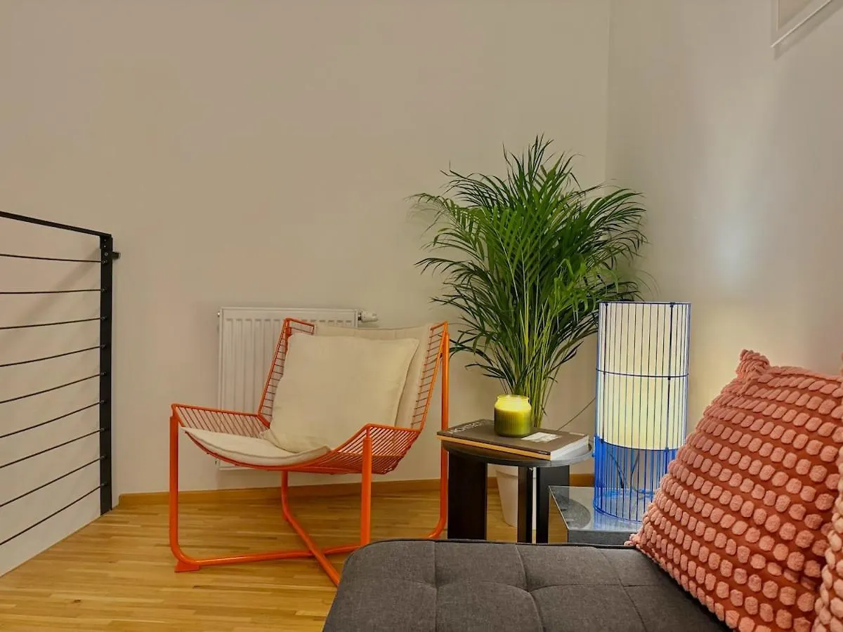 Design apartment in the center great for friends and family Prag