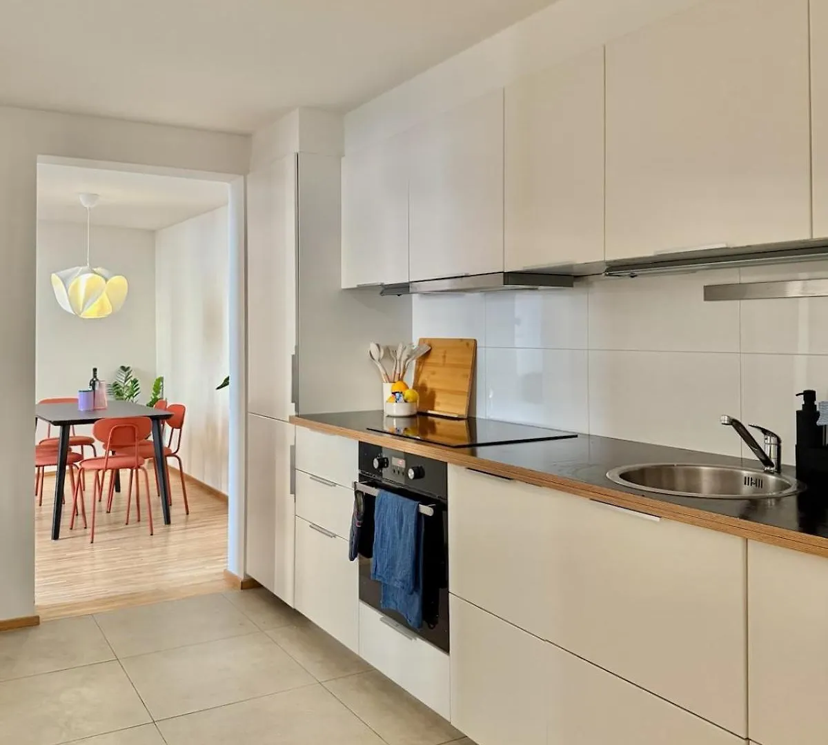 Design apartment in the center great for friends and family Πράγα